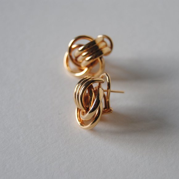 Vintage 14K Gold Knot Earrings - Picture 2 of 4